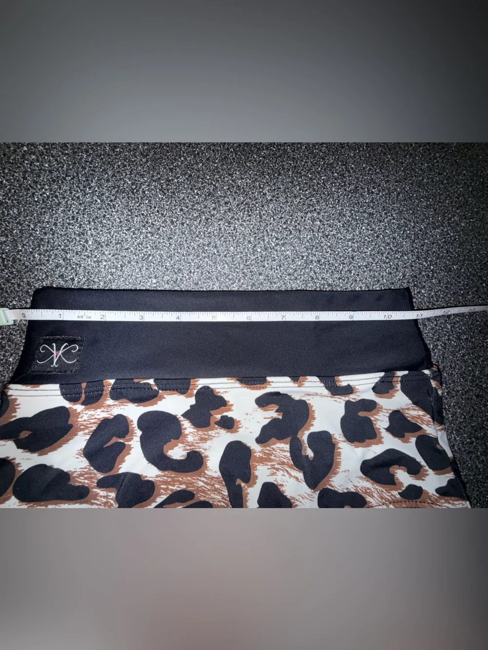 Kandi Kouture 2 Piece Dance Set Leopard Print top & Shorts Size Child X-Large